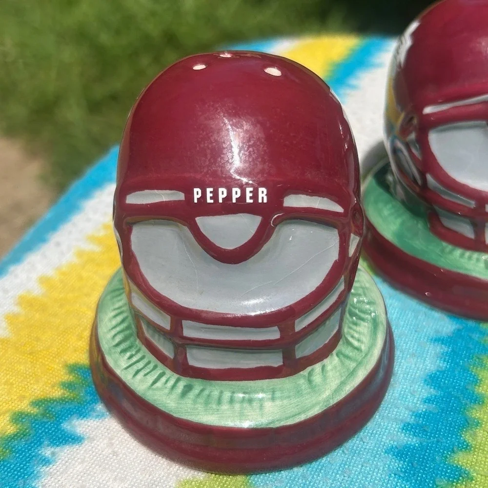 Memory Company Mississippi State Bulldogs Gameday Salt and Pepper Shakers SEC